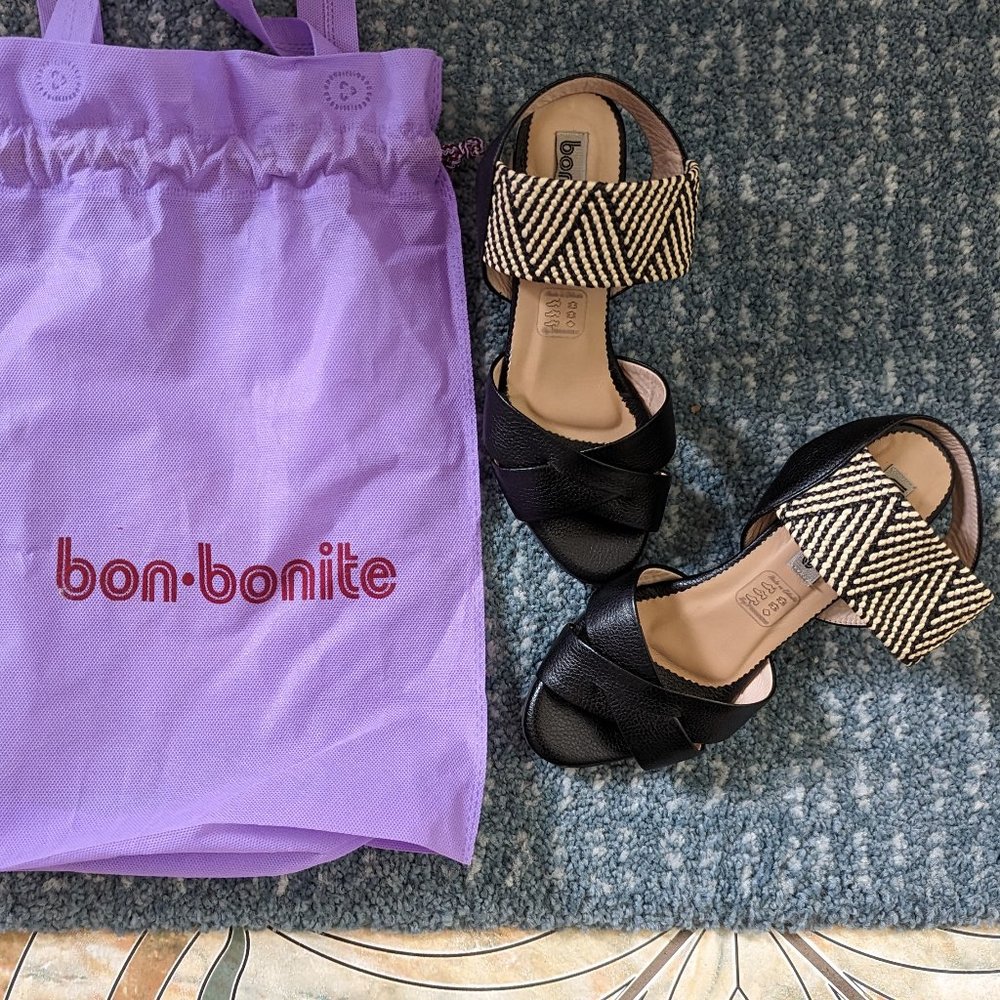 bon-bonite Black Onyx Heeled Sandals in Granite Leather-Size: 7